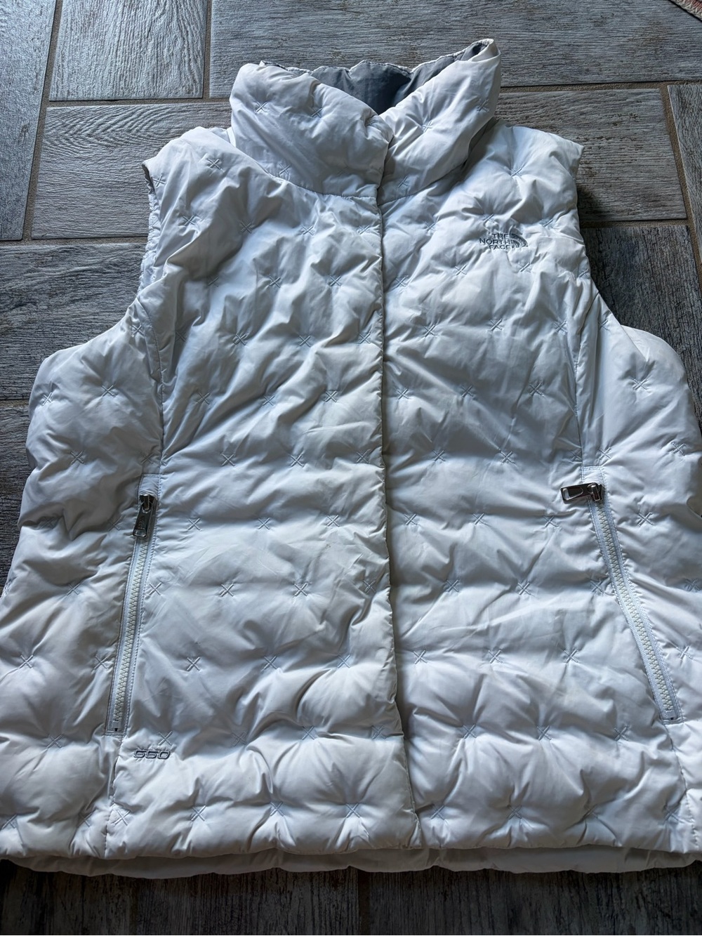 The North Face White Quilted Women's Puffer 550 XL